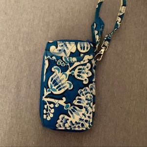 vera bradley wristlet
